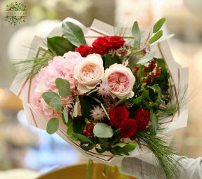 Blumenlieferung nach Budapest - Kleiner runder Strauß mit Englischer Rose, Hortensie (9 Stiele)