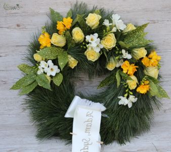 Silk pine wreath with yellow and white flowers (50cm)