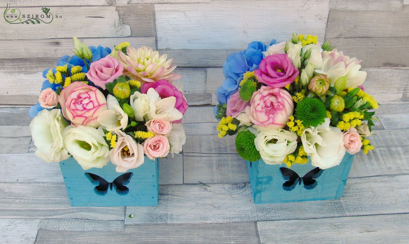Nyárias asztaldísz (sárga, fehér, rózsaszín, kék), esküvő