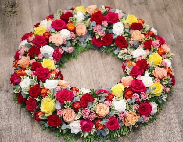 flower delivery Budapest - wreath made of 66 roses with spray roses (65cm)
