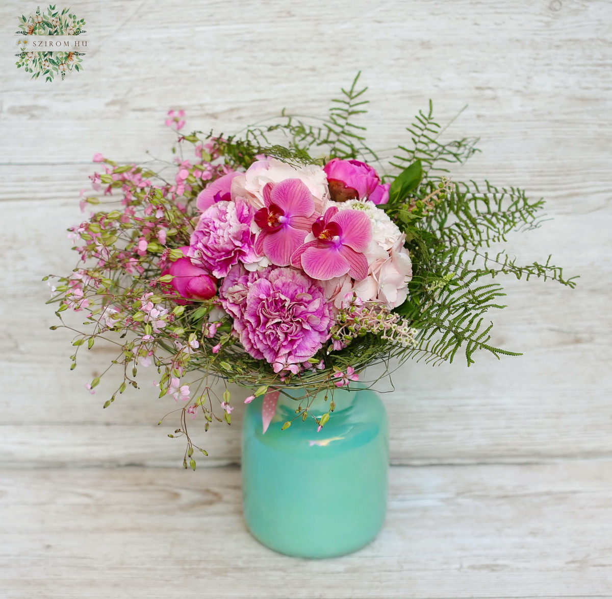 Blumenlieferung nach Budapest - Perlblaue Vase mit rosa Hortensien- und Orchideenstrauß