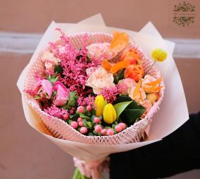 flower delivery Budapest - Pink - orange spring bouquet  (12 stems)