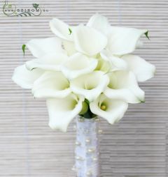flower delivery Budapest - Bridal bouquet of calla lilies (white)