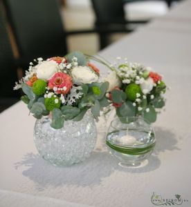 Wedding centerpiece 1 set, Mókus Budapest  (rose, zinnia, white, peach)