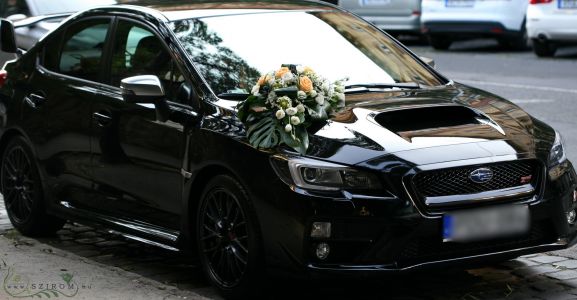 car flower  (rose, bushy rose, liziantus, eryngium, ornithogalum, white, peach)