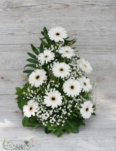 head-on standing flower decoration with gerberas /church decor, wedding