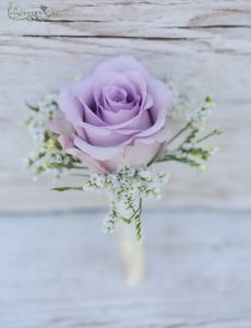 Boutonniere of rose and statice (purple)
