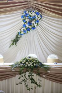 Hanging flower heart (hydrangea, rose, lisianthus, gentiana, orchid, blue, white) Szepi restaurant, Szendehely