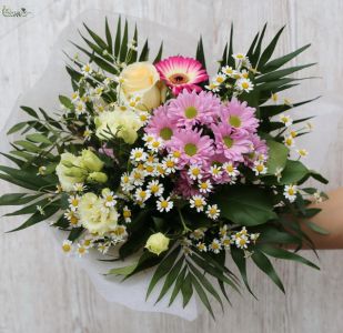 small bouquet with small flowers (9 st)