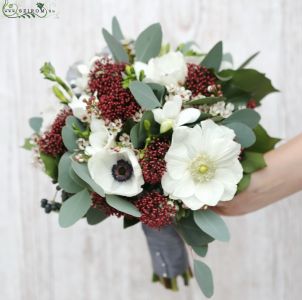 bridal bouquet (anemone, freesia, white, burgundy)