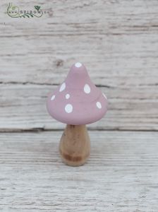 wooden pink polka dot mushroom (9cm)