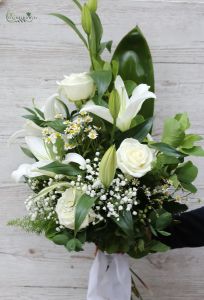 Grave bouquet with lilies, roses, chamomiles, gypsophila (9 stems)