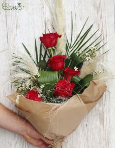 Red roses with pampas grass