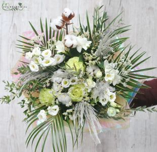 white - green bouquet with pampas grass, coton flowers, holographic wrapping