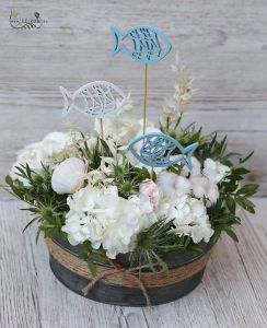 Summer flower bowl with fishes and seashells