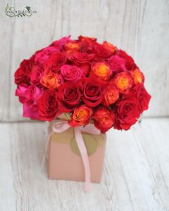 Hot pink, red, orange rose bouquet in papervase (45 stems)