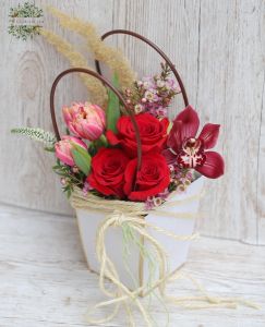 Tulip - rose flowerbag with orchid