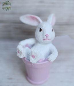 ceramic bunny girl in pink bucket (6cm)