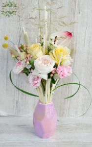 Iridescent pink ceramic vase with a modern airy bouquet between sticks (19 strands)