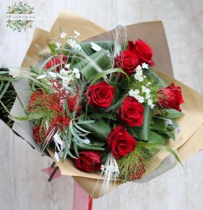 Strauss mit Rosen und kleine Blumen