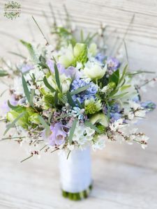 Pale blue bridal bouquet, (freesia, ornithogallum, onion flower, white, pale blue)