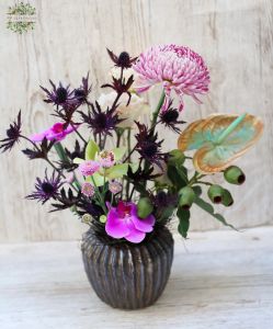 Különleges kerámia tál extra virágokkal, fémes színekkel