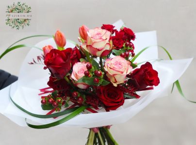 Airy rose tulip romantic bouquet (15 stems)