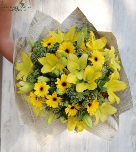 Riesigen Blumenstrauß, gelben Lilien und Gerbera (20 Stämme