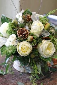 winter flower arrangement with white roses (11 stems)