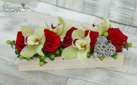 wooden box with orchids and red roses with heart (9 stems)