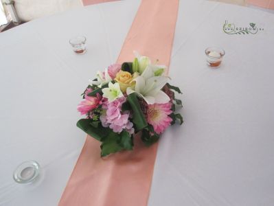 Centerpiece with dahlias (pink, cream), wedding