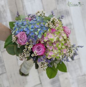 Bridal bouquet with picasso hydrangeas (blue, pink)