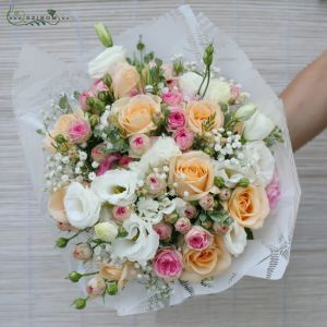Peach roses in a light pastel bouquet (20 stems)