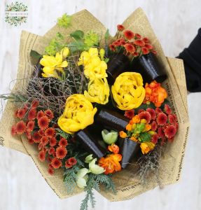 Frühlingsblumen gelber Strauß