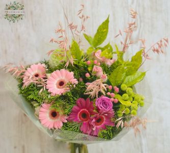 Round bouquet with gerberas, mini roses, chrysies, grasses (15 stems)