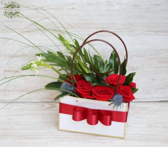 Red rose bag with 7 roses 