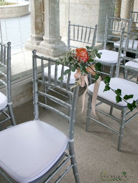 Szék díszítés Halászbástya (rózsa, sóvirág, narancs, barack, borostyán ), esküvő