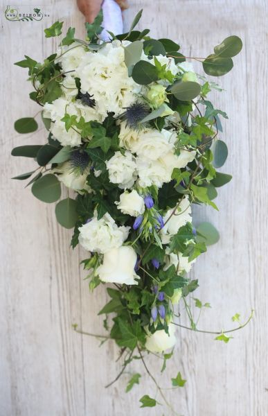 Menyasszonyi cseppcsokor (rózsa, encián, liziantusz, fehér, kék)