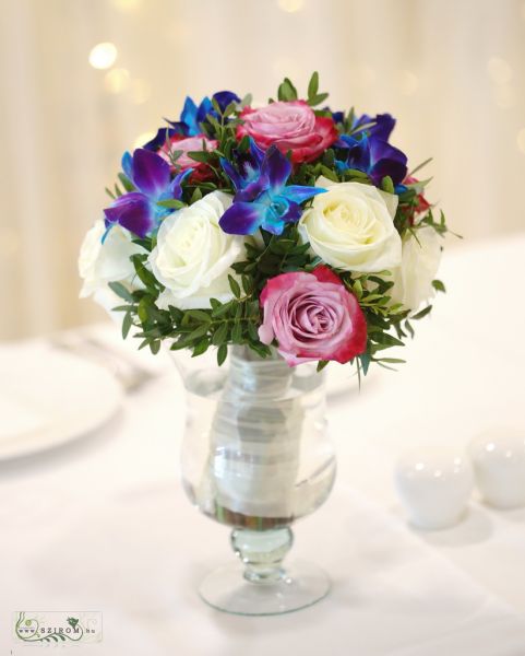Menyasszonyi csokor (dendrobium orchidea, rózsa, kék, lila)