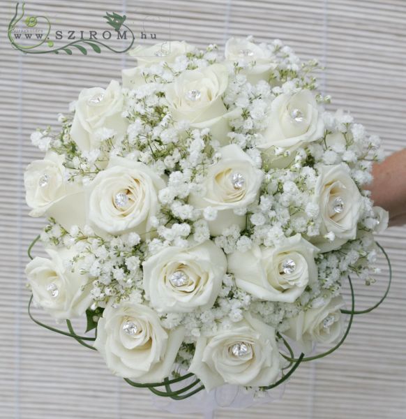 Menyasszonyi csokor rózsából, rezgővel (fehér)