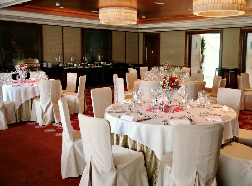 Koktélpohár esküvői asztaldísz, Four Seasons Hotel Gresham Palace Budapest (liziantusz, rózsa, orchidea, rózsaszín, bordó) (id: 8492) Koktélpohár esküvői asztaldísz, Four Seasons Hotel Gresham Palace Budapest (liziantusz, rózsa, orchidea, rózsaszín, bordó)