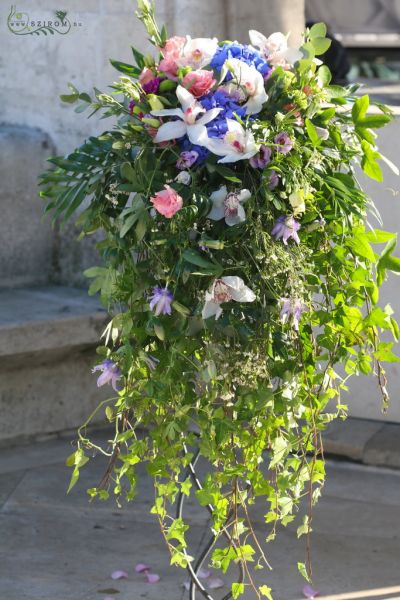 Halászbástya, virág dekoráció, álló dísz, (orchidea, hortenzia, golgota, lila), esküvő