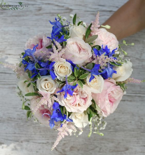 Menyasszonyi csokor ( david austin rózsa, delphinium, astilbe, rózsa, kék, rózsaszín )