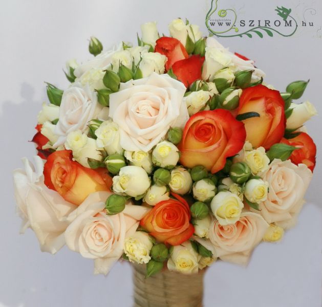 Menyasszonyi csokor (rózsa, bokros rózsa, narancs, barack)