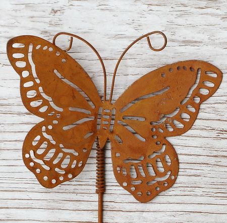 rusty butterfly figure on stick (8,5cm)