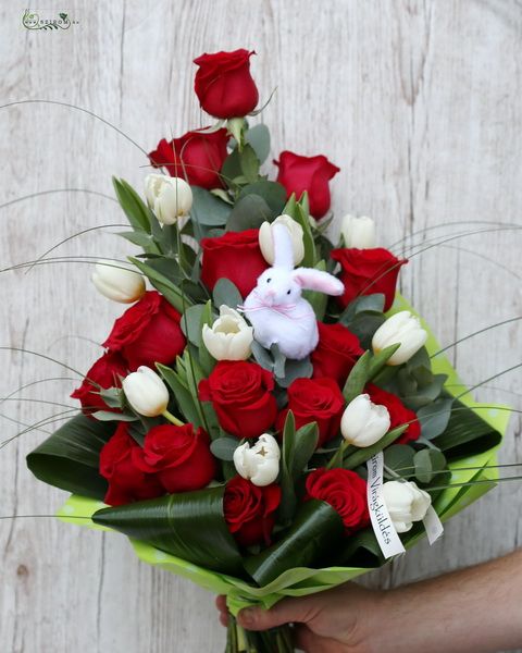 Easter bunny with bouquet of roses and tulips (25 stems)