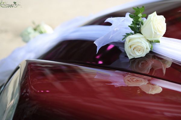 Car decoration (white organza, white rose)