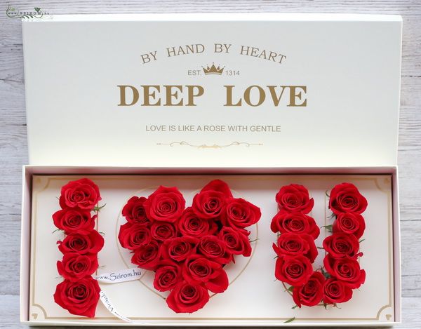 I love you doboz 29 rózsával