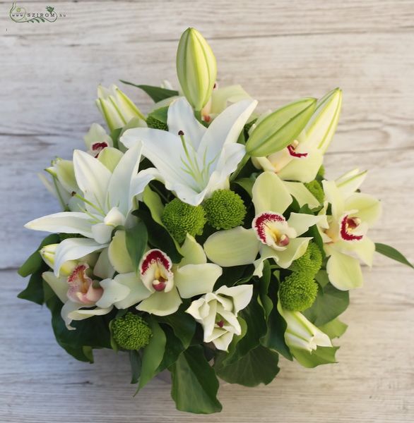 Cheramic pot with lilies, green pompoms and orchids (14 stems)