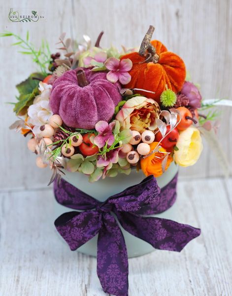 Autumn silk flower centerpiece with velvet pumpkins 25 cm